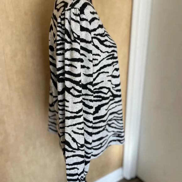 Social Standard by Sanctuary Women's Julia Brushed Knit Puff Sleeve Top.  Size:M - Picture 12 of 12